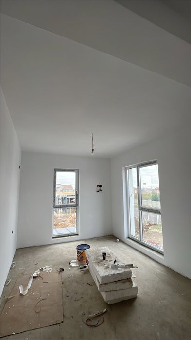 Zugrav ofer servicii de interior