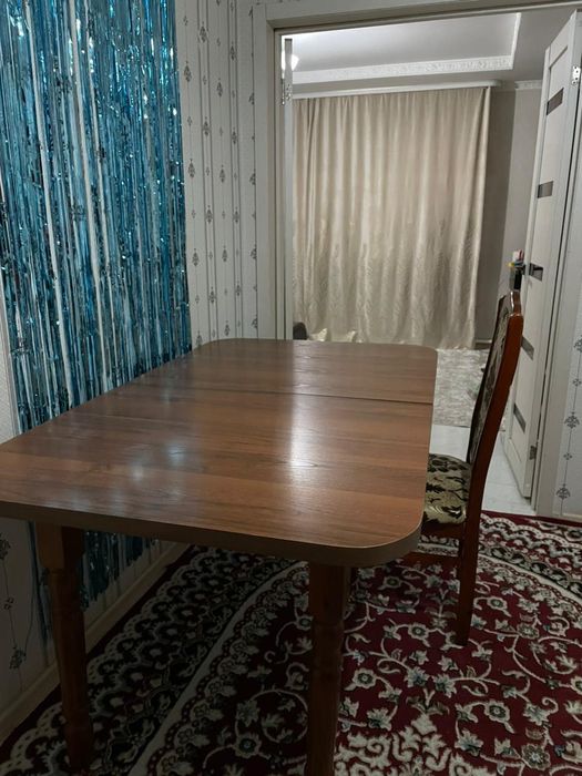 Продам стол для кухни