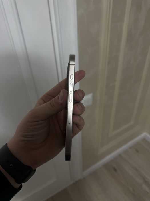 Iphone 15 pro 256gb yomkost 82%