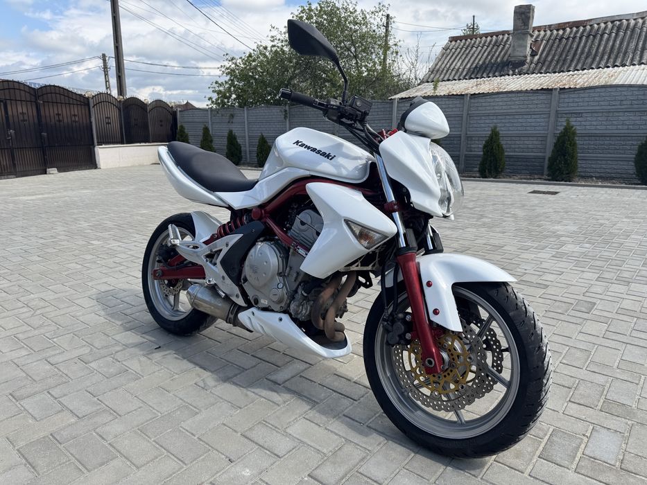 Kawasaki Er6-N, A2 !