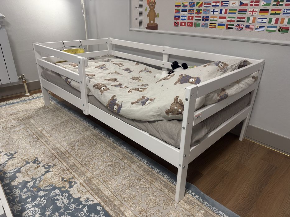 Кроватка детская