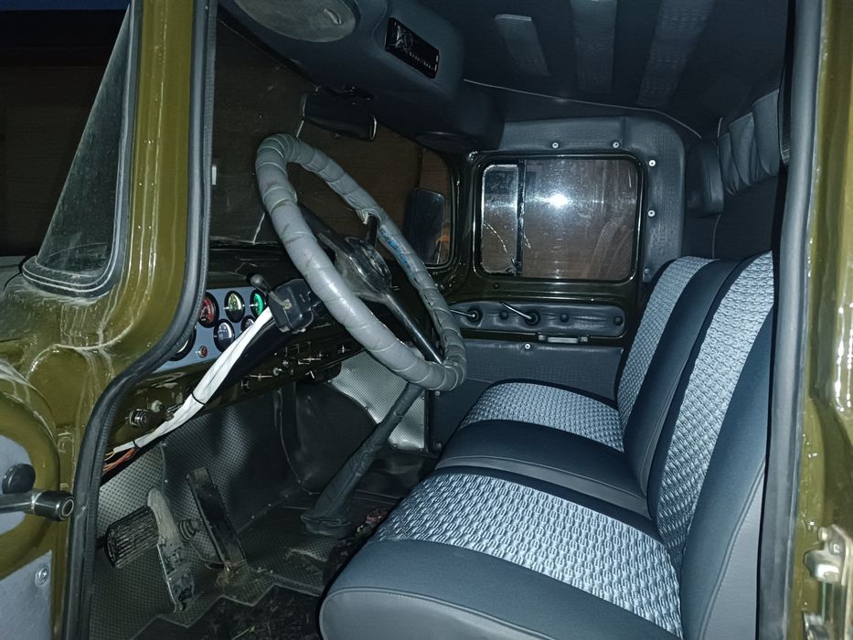 Zil Dlinaver sotiladi.