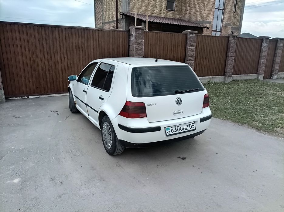 Volkswagen golf 4