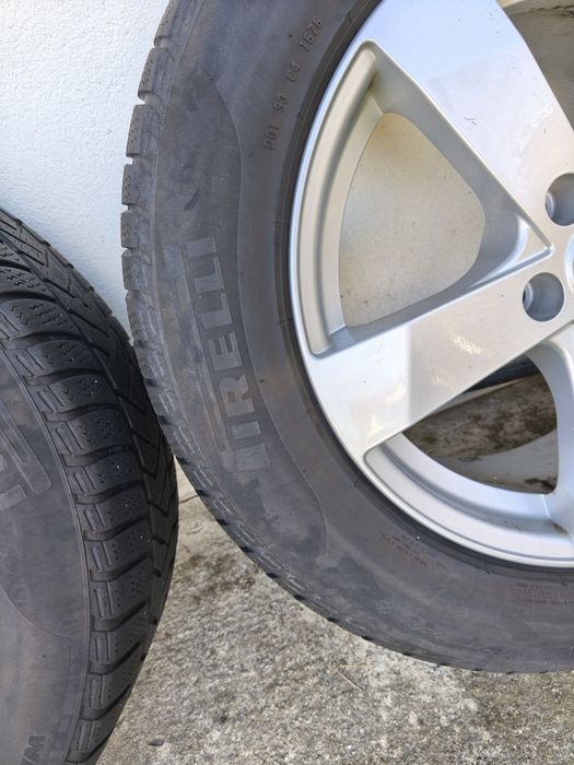Jante cu anvelope iarnă 225 60 17