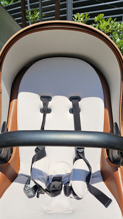 Mima Xari детска количка с летен и зимен кош