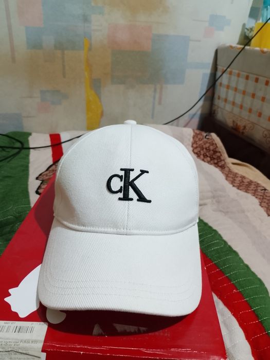 Кепка летние кепок от Calvin Klein