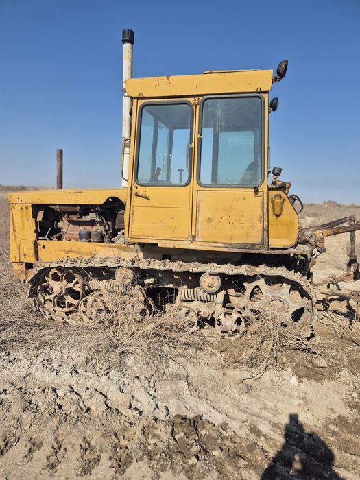 Продам трактор ДТ75