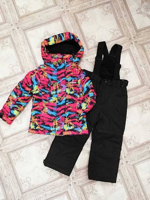 Девочке комплект зимний