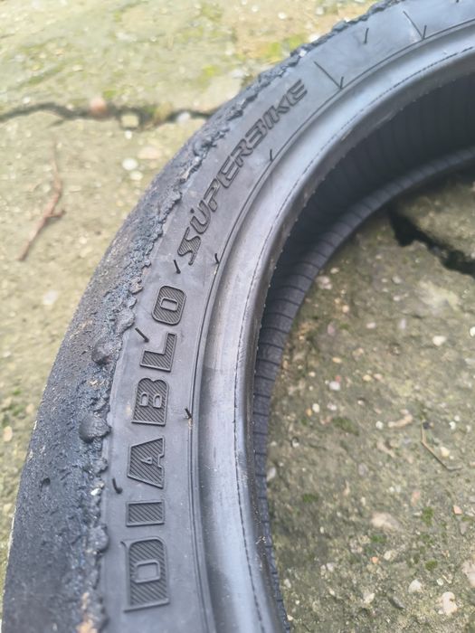 Сликове Dunlop и Pirelli