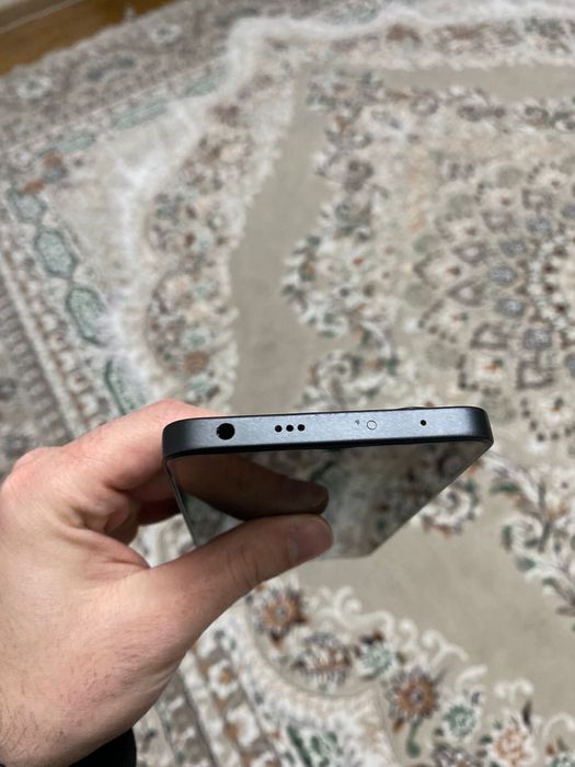 Продам Redmi note 13