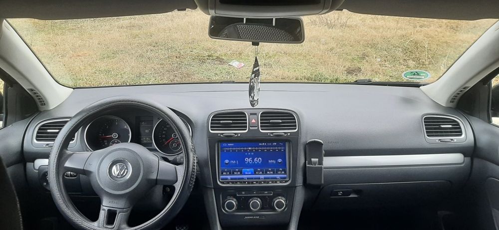 VOLKSWAGEN Golf 2010 — imagine 5