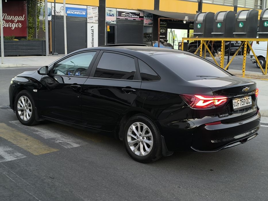 Monza 1,5L Atmosferniy Qora Kraska Toza Avto Kredit 1 kunda Passportga