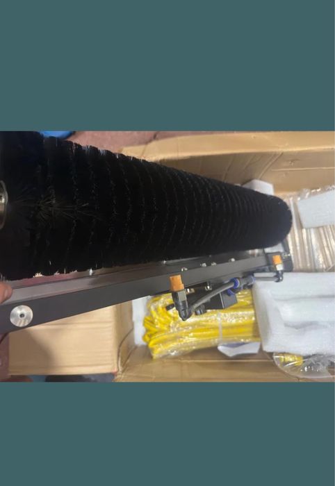 Perie rotativa spalat panouri solare fotovoltaice electrica prelungito