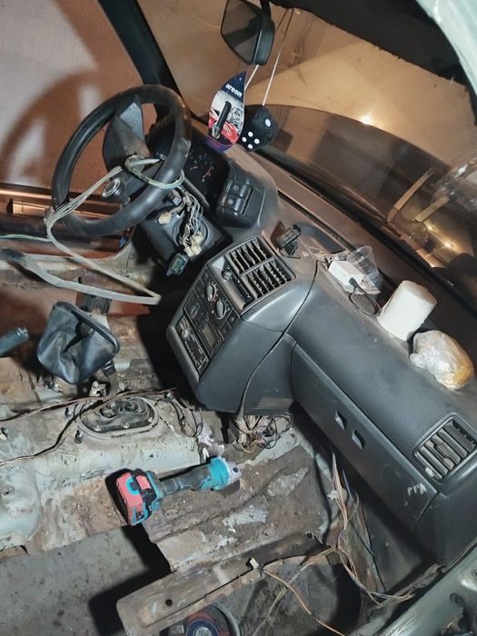 Продам ваз 2112 на разбор