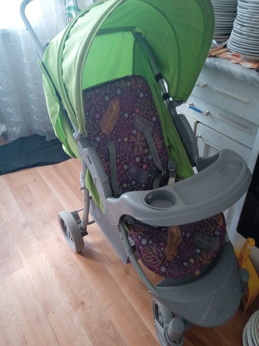 Отдам прогулочную коляску недорого