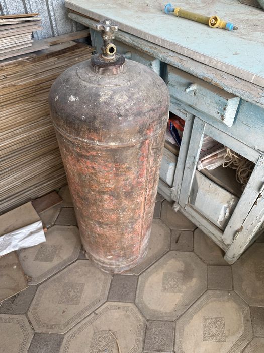 Үлкен газ балон сатылады