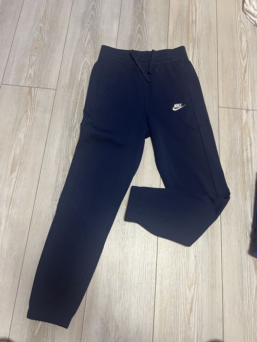 Екип Nike 156см.