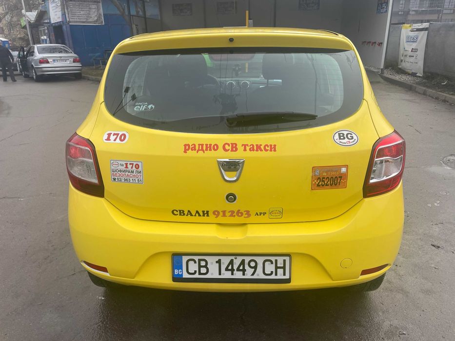 Продавам таксиметров автомобил Дачия Сандеро 1.2 LPG (2015 г.)