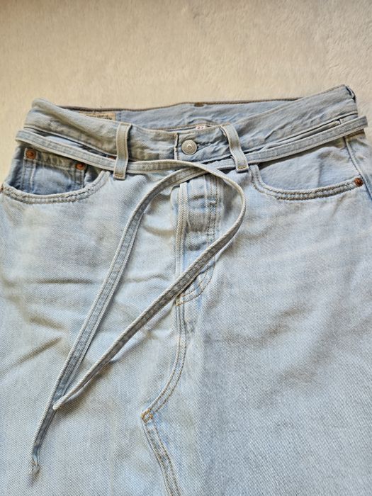 Дънкова пола висока талия Levis - M/L