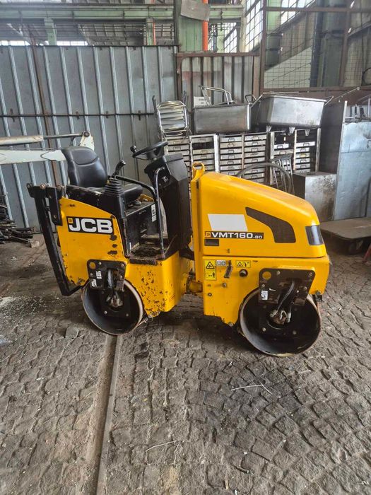Двубандажен валяк JCB VMT 160-80