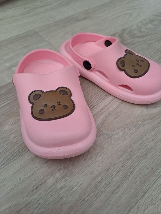 Сланцы детские новые