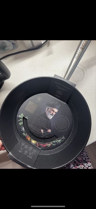 Сковорода новая