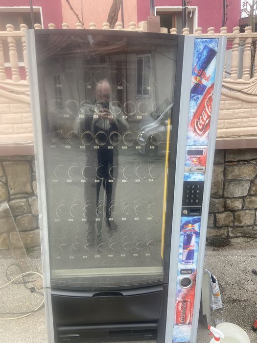 Зануси Сфера вендинг автомат!