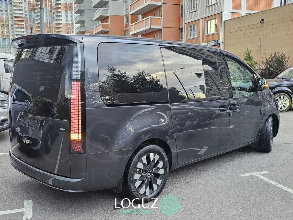 услуги Hyundai Staria по Узбекистану 24/7: комфорт стиль и уверенность