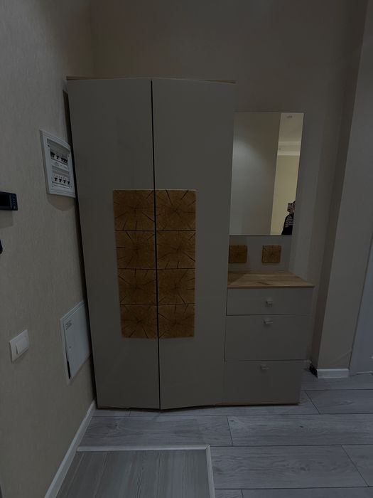 Спальный гарнитур, шкаф для прихожей, САМОВЫВОЗ