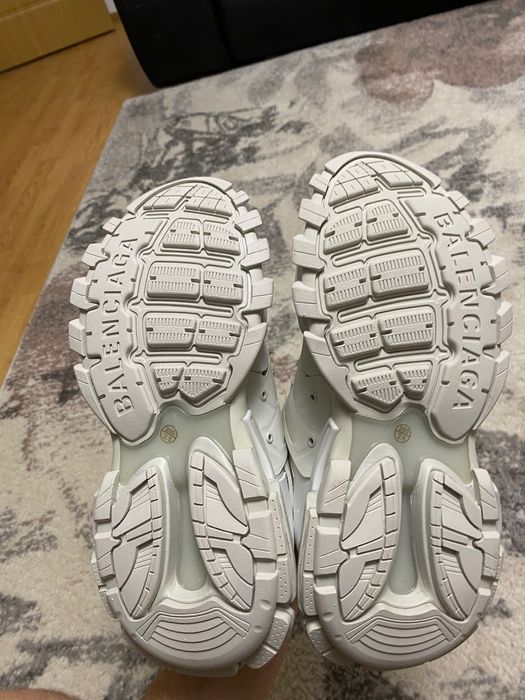 Vând balenciaga track albi mărimea 40
