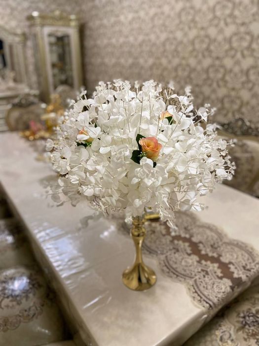 Gullar optom narxlarda to'yxona va sotuvchilar uchun