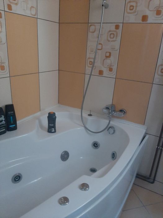 Apartament cu 2 camere de închiriat- Oradea