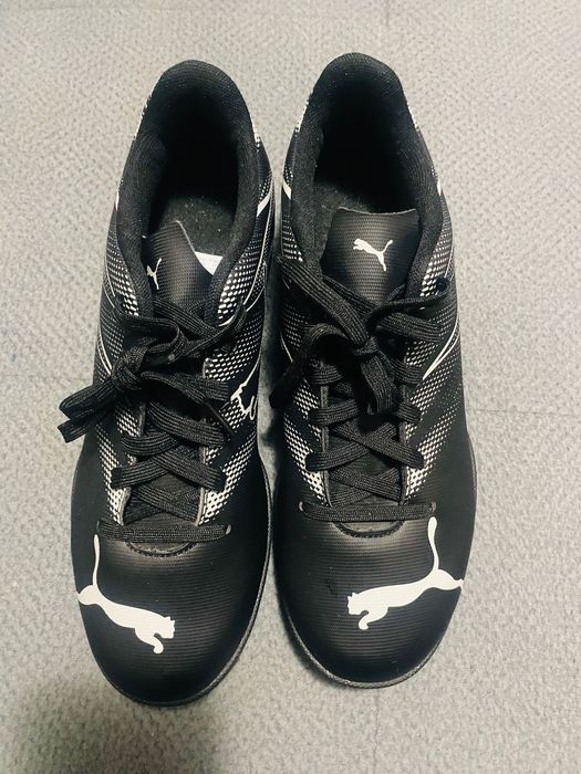 Продам сороконожки Puma оригинал