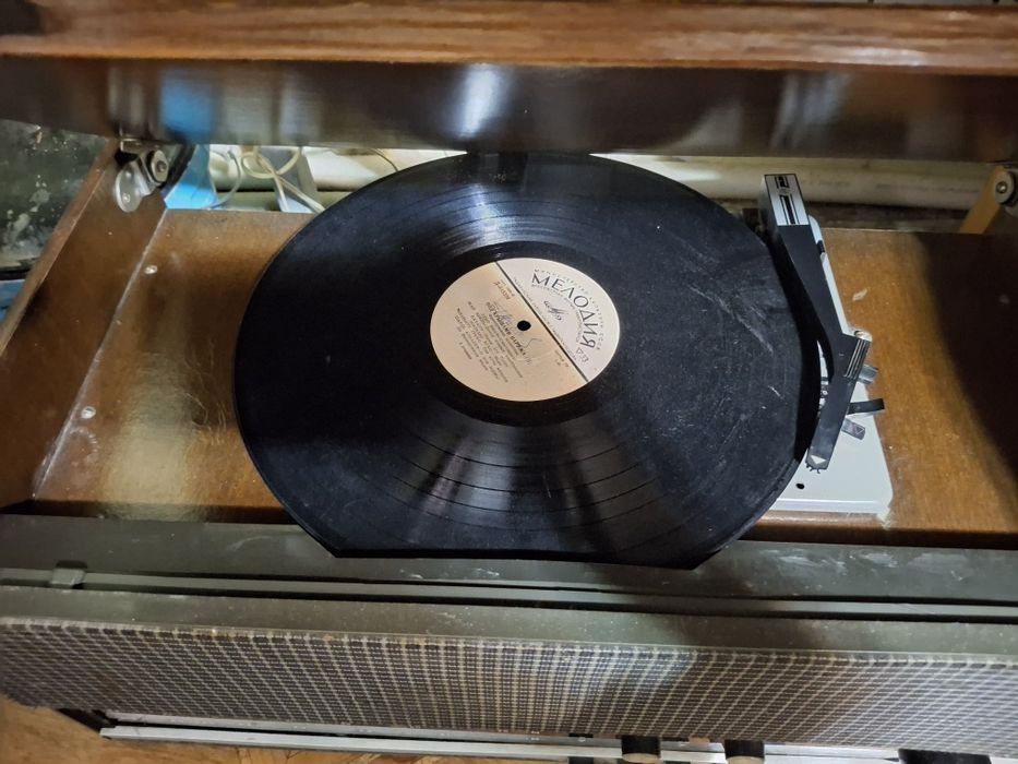 Продается радиотехника производство СССР