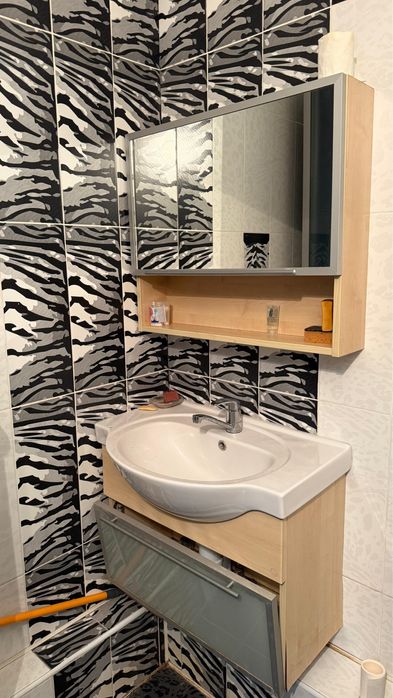 Гарнитур для ванной комнаты