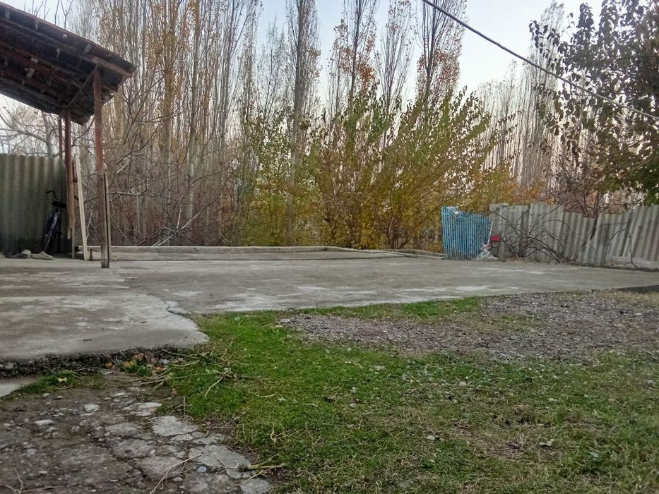 Xovli sotiladi.srochna