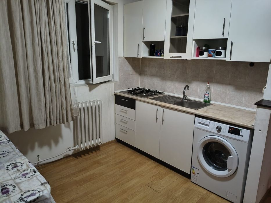 inchiriez apartament cu 2 camere