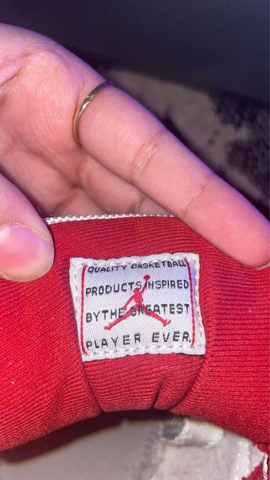 Air Jordan 11 Cherry Red