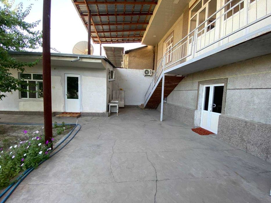 Продаётся дом на участке