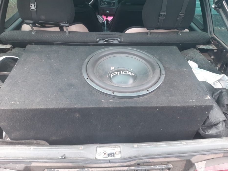 Продам сабуфер в отдичном состоянии