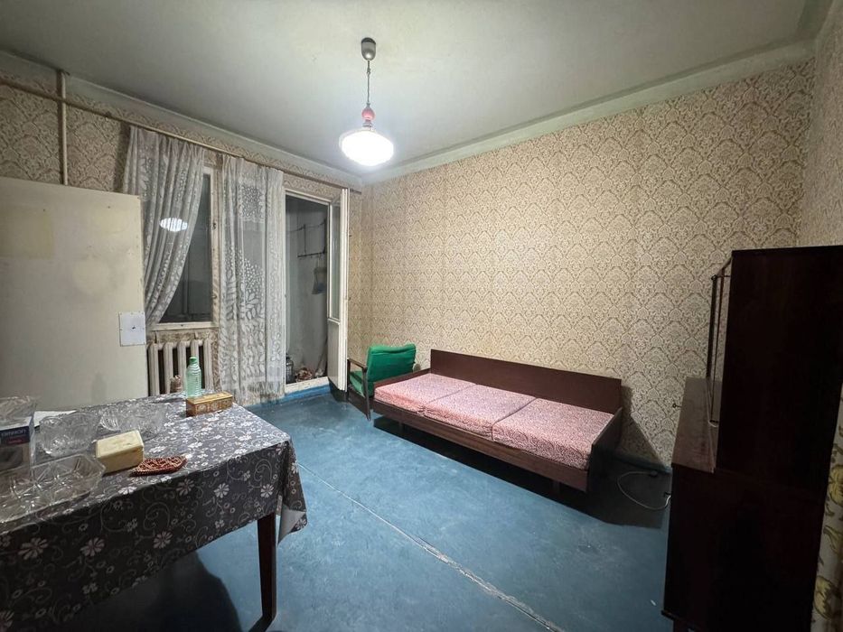 Квартира комнаты зеркальные на чиланзаре 3 продается 2-1-4 не торцевой