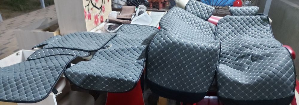 Чехол для машины продается