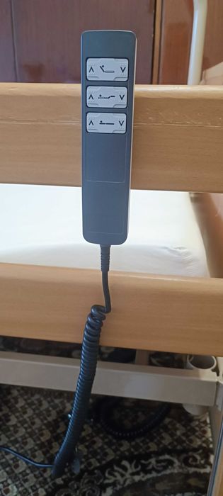 Електрическо болнично легло