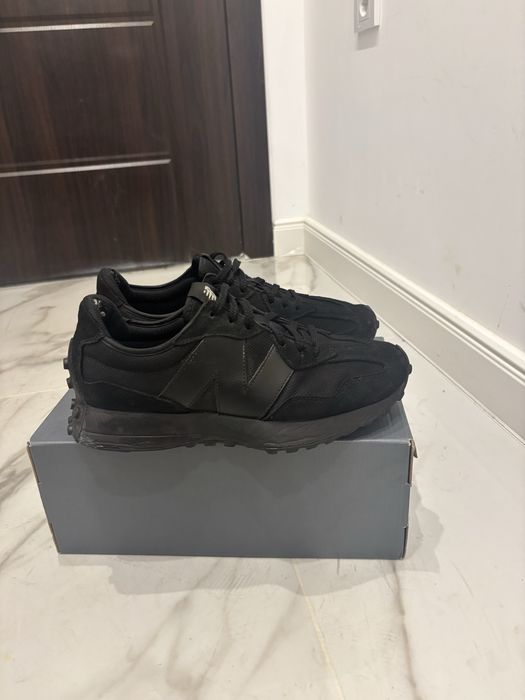 Обувки new balance 327