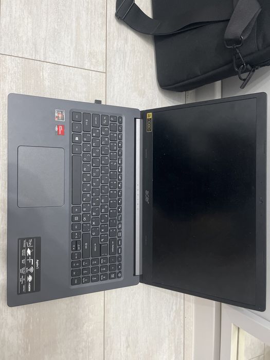Ноутбук Acer Aspire 5