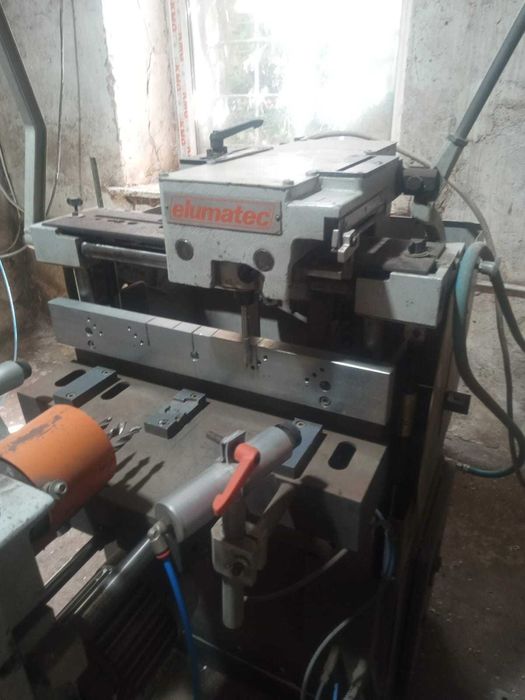 Vând pantograf pentru PVC Elumatec