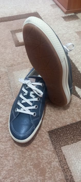 Adidasi Ecco pantofi