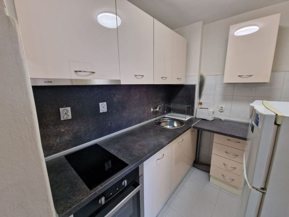 Дава се под наем Двустаен апартамент в София, Редута - 67 кв.м за 597.21 € - Снимка #4