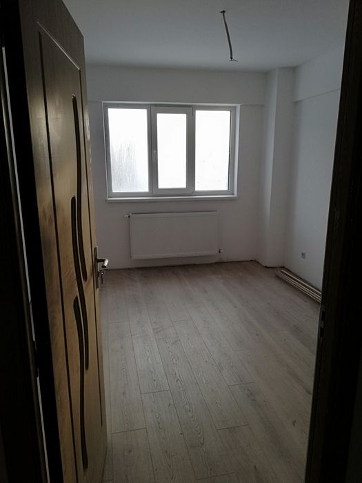 Vând apartament 2 camere investitie