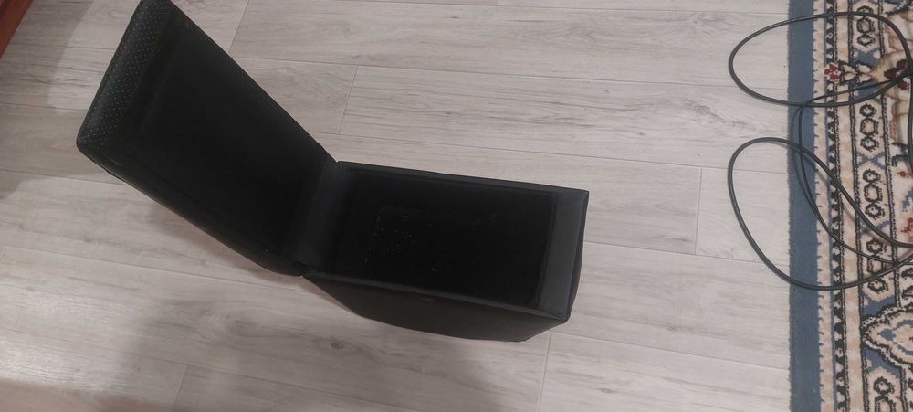 подлокотник в авто